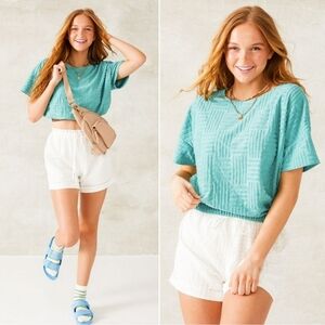 33 Coastal Geo Textured Top in Sea Blue
